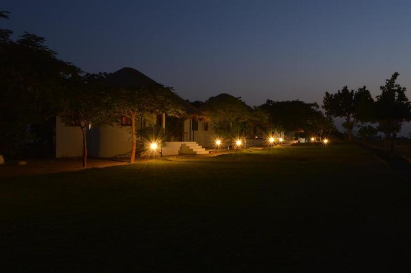 Kutch Safari Lodge Bhuj Exterior foto